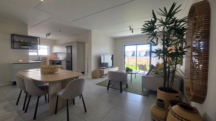 To Let 3 Bedroom Property for Rent in Sandown Western Cape
